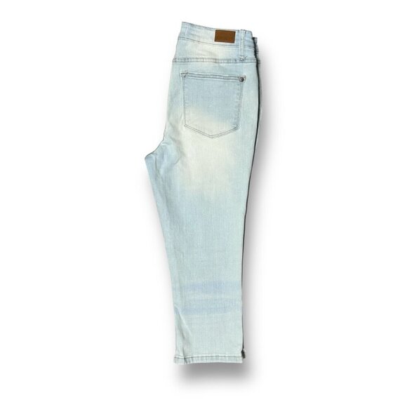 Judy Blue 7/28 Light Wash Capri Jeans Skinny Fit Stretch Denim Cropped Mid Rise - Picture 4 of 11